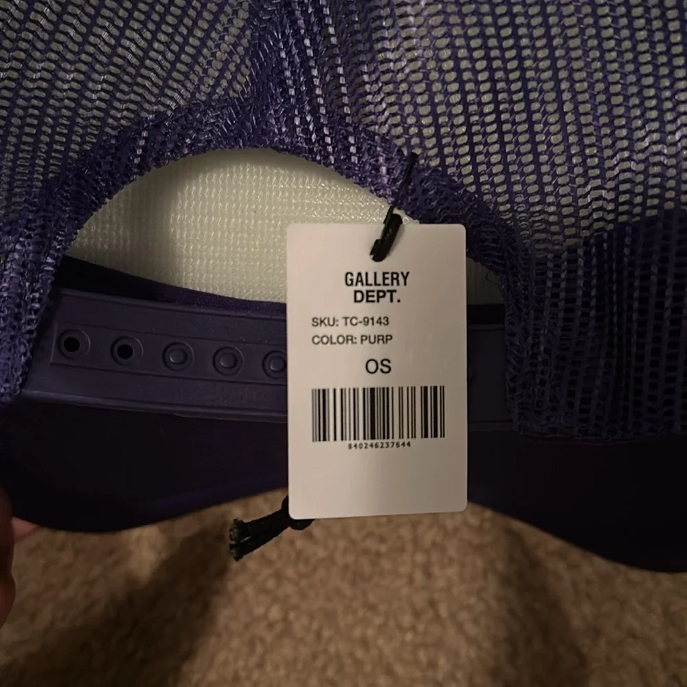Brand new Gallery hat - Picture 3 of 4